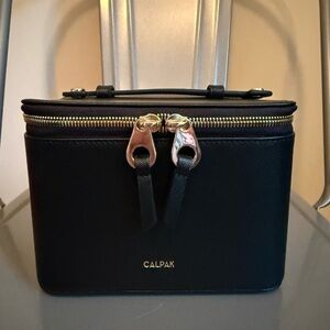 NWOT Calpak Black Sunglass / Vanity Case with Gold Accents